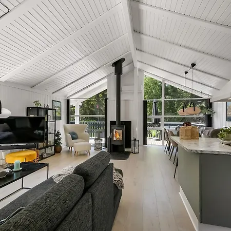 Holiday home Rummeligt Hus Med Fantastisk Udeomrade Sj618 Harboor