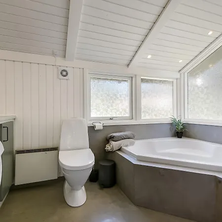 بيت للعطل Rummeligt Hus Med Fantastisk Udeomrade Sj618 هاربور